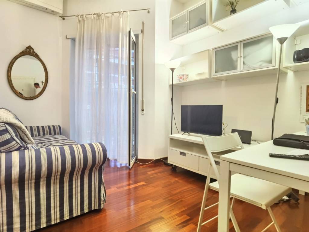 appartamento in vendita a Roma in zona Trastevere