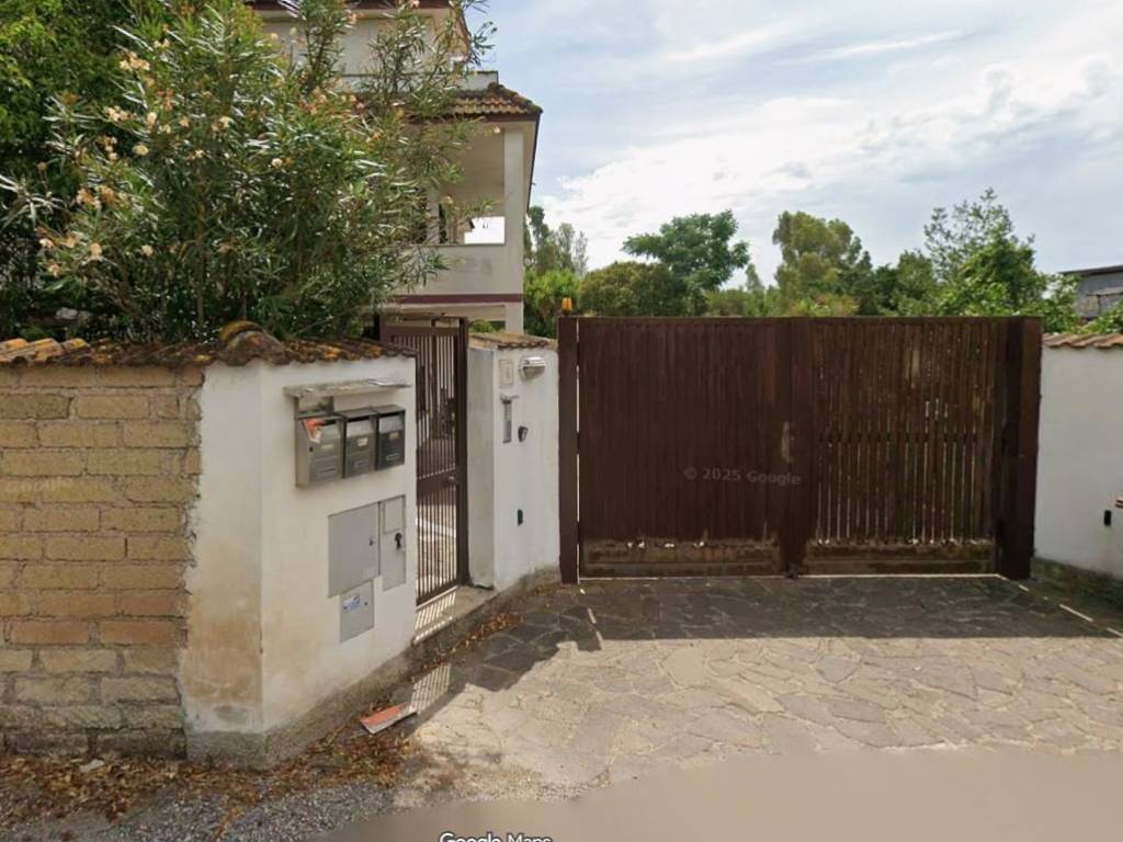 appartamento in vendita a Roma in zona Massimina/Casal Lumbroso