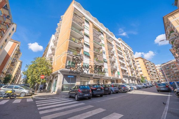 appartamento in vendita a Roma in zona Appio Latino