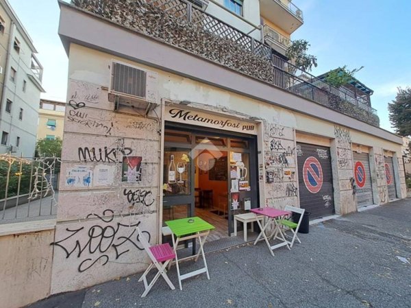 negozio in vendita a Roma in zona Collatino