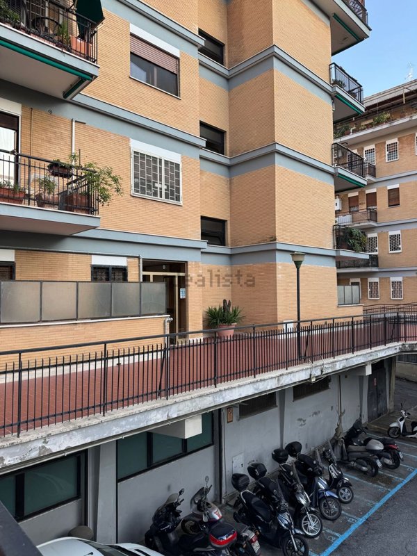 appartamento in vendita a Roma in zona Portuense