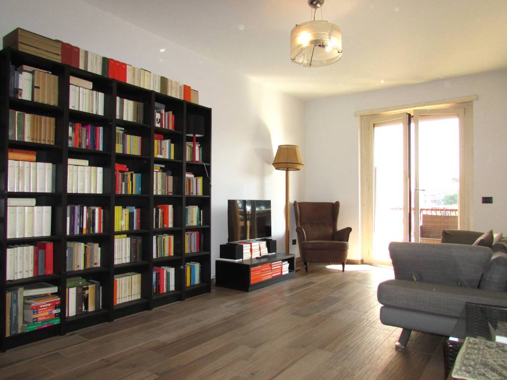 appartamento in vendita a Roma in zona Torre Maura