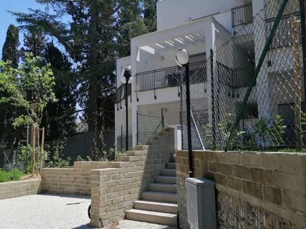 appartamento in vendita a Roma in zona Tor di Quinto