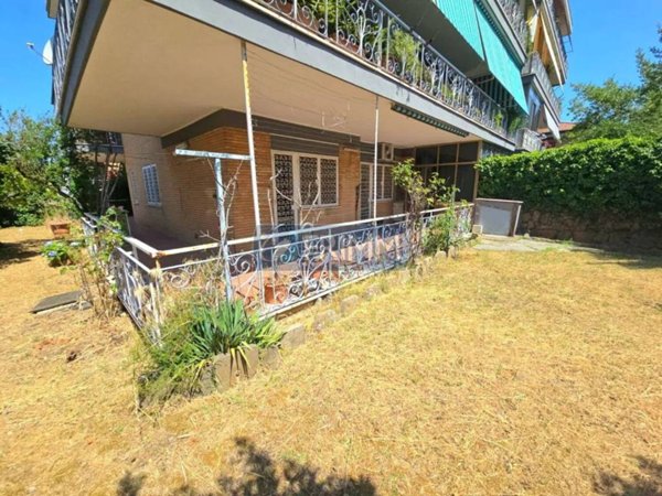 appartamento in vendita a Roma in zona Casalotti