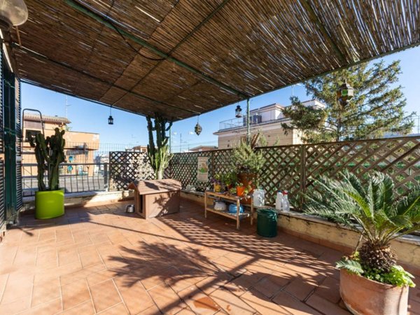 appartamento in vendita a Roma in zona Tor di Quinto