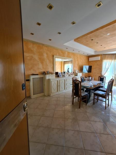 appartamento in vendita a Roma in zona Appio Claudio