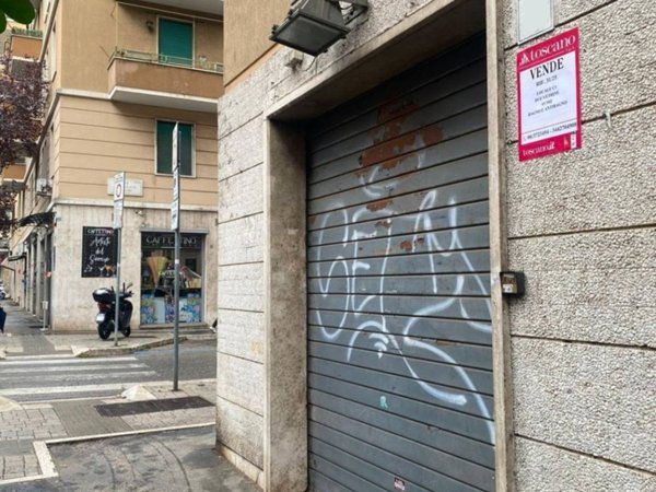negozio in vendita a Roma