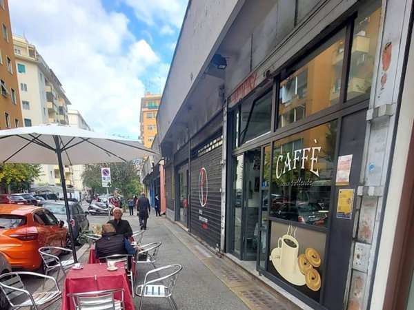 negozio in vendita a Roma in zona Trieste