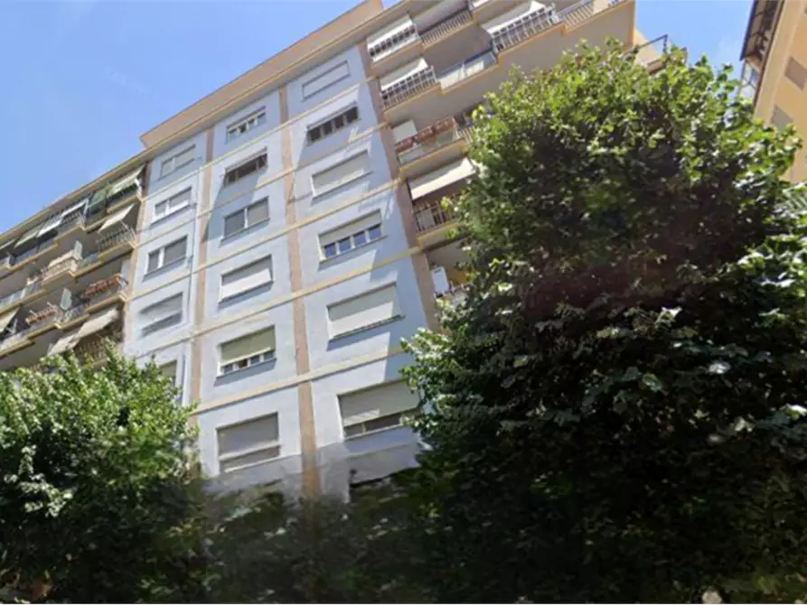 negozio in vendita a Roma in zona Prenestino-Labicano