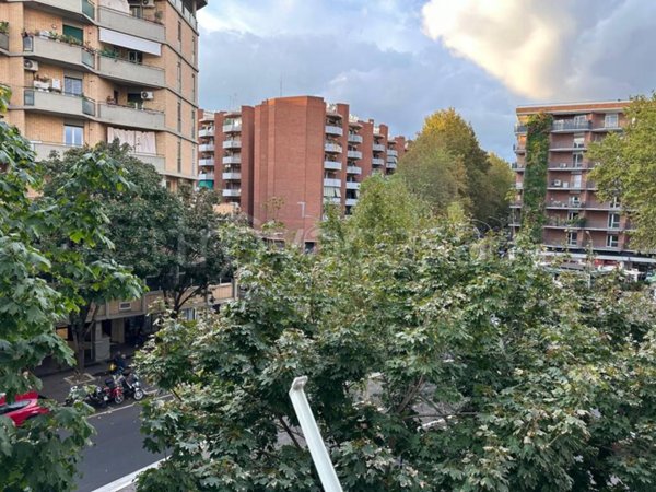 appartamento in vendita a Roma in zona Portuense