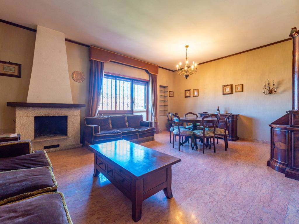 appartamento in vendita a Roma in zona Mezzocammino