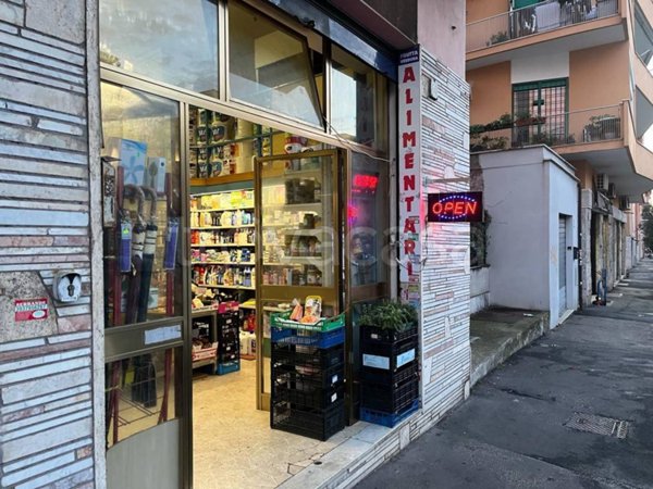casa indipendente in vendita a Roma in zona Tuscolano
