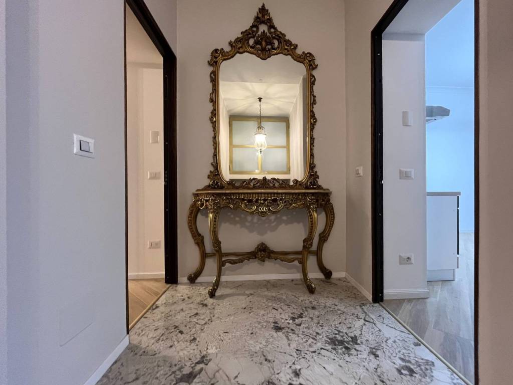 appartamento in vendita a Roma in zona Esquilino