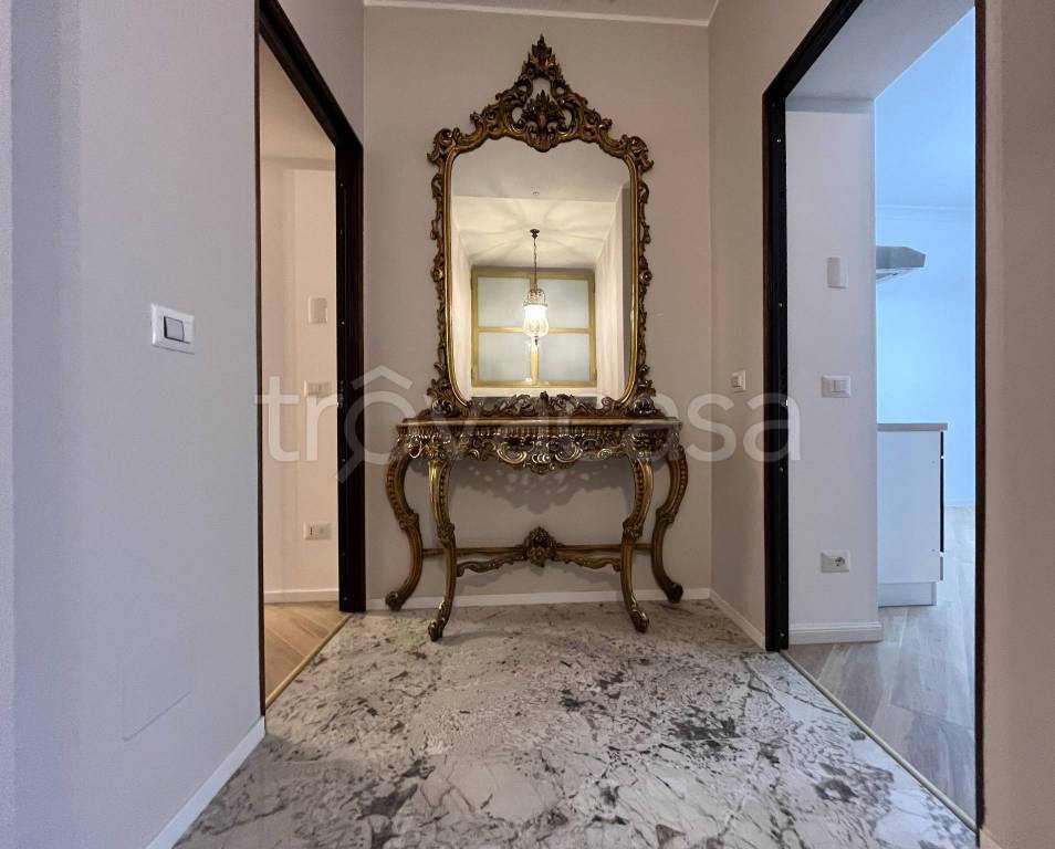 appartamento in vendita a Roma in zona Esquilino