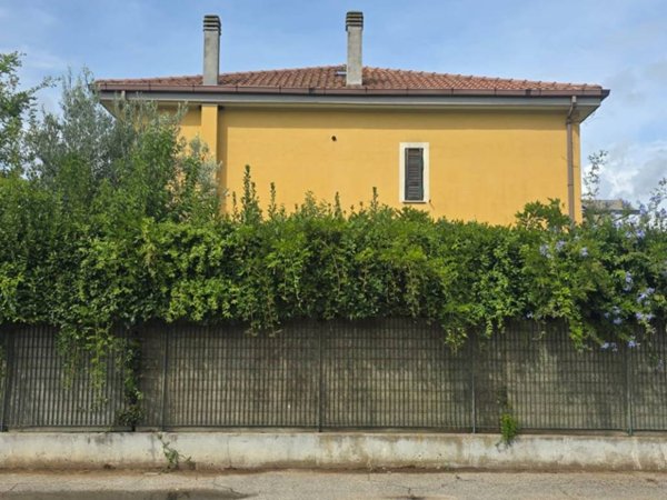 appartamento in vendita a Roma in zona Infernetto