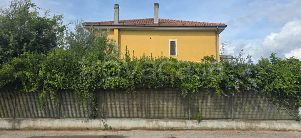 appartamento in vendita a Roma in zona Infernetto