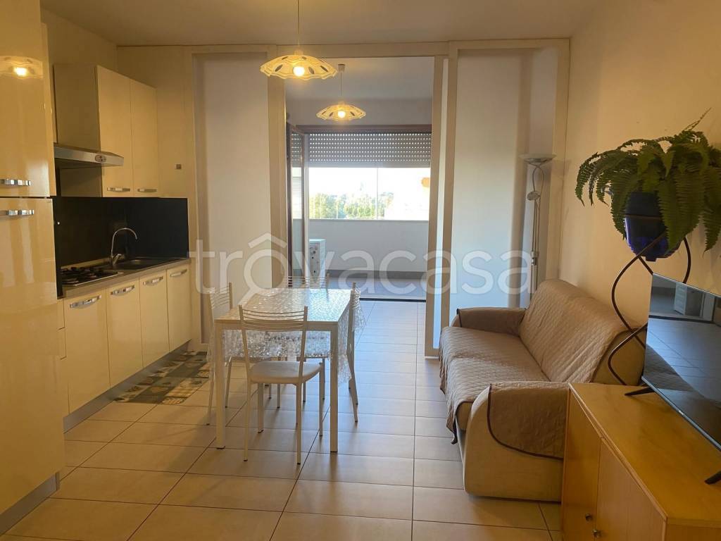 appartamento in vendita a Roma in zona Fonte Laurentina