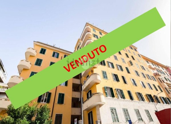 appartamento in vendita a Roma in zona Tuscolano