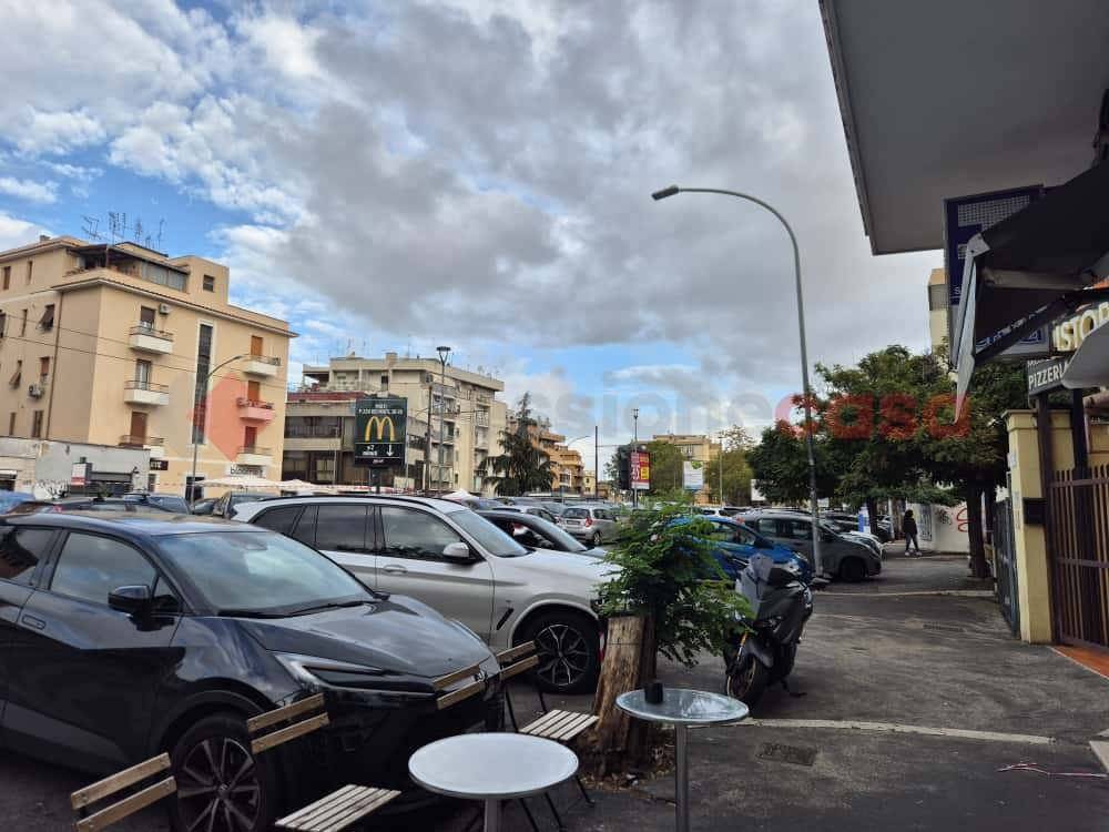 negozio in vendita a Roma in zona Prenestino-Centocelle