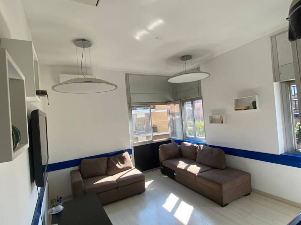 appartamento in vendita a Roma in zona Giuliano Dalmata