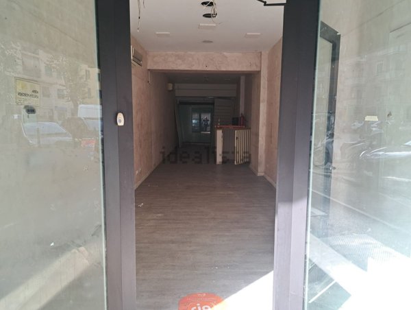 locale commerciale in vendita a Roma