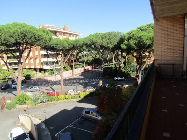 appartamento in vendita a Roma in zona Mostacciano