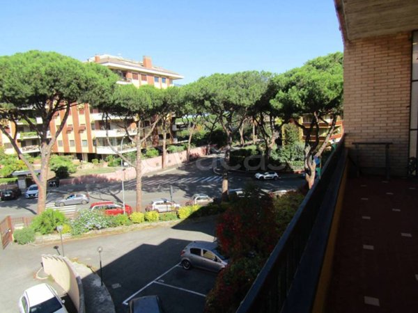 appartamento in vendita a Roma in zona Mostacciano