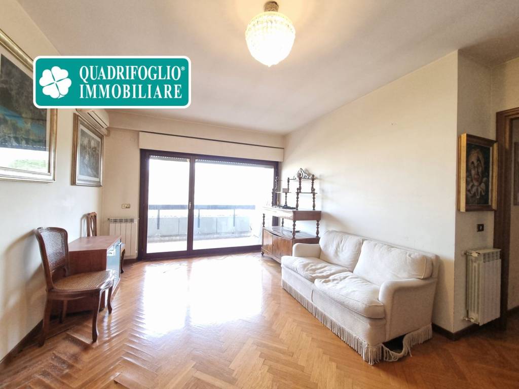 appartamento in vendita a Roma in zona Giuliano Dalmata