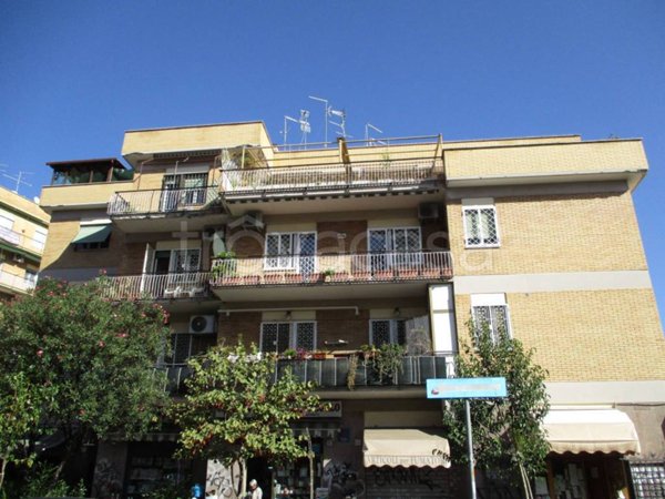 appartamento in vendita a Roma in zona Prenestino-Centocelle