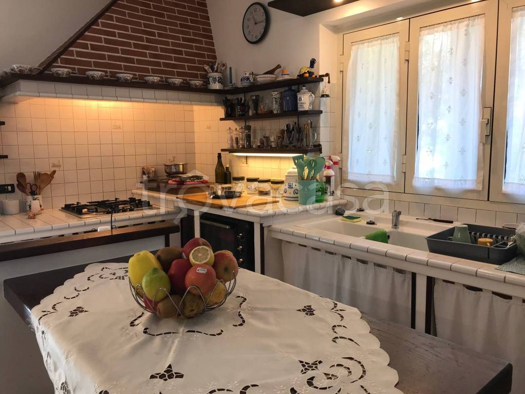 casa indipendente in vendita a Roma in zona Rione di Ponte