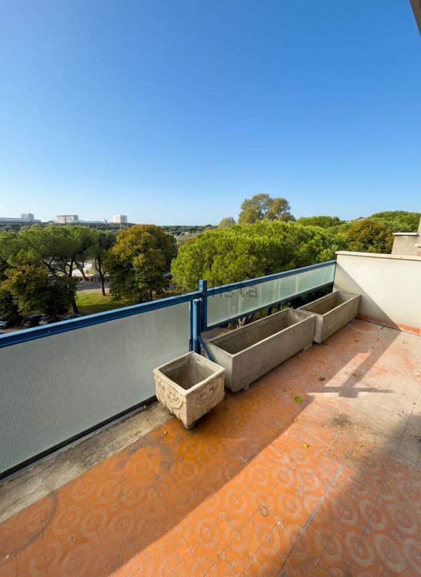 appartamento in vendita a Roma in zona Ardeatino