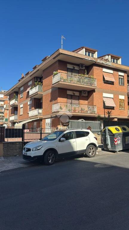 appartamento in vendita a Roma in zona Alessandrino