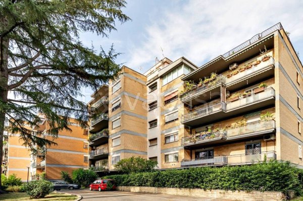 appartamento in vendita a Roma in zona Giuliano Dalmata