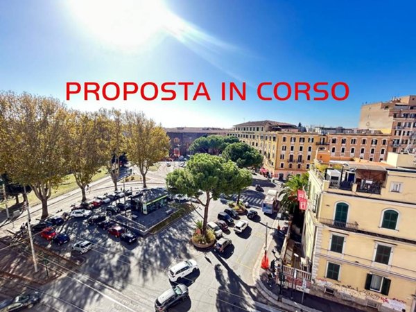 appartamento in vendita a Roma in zona Esquilino