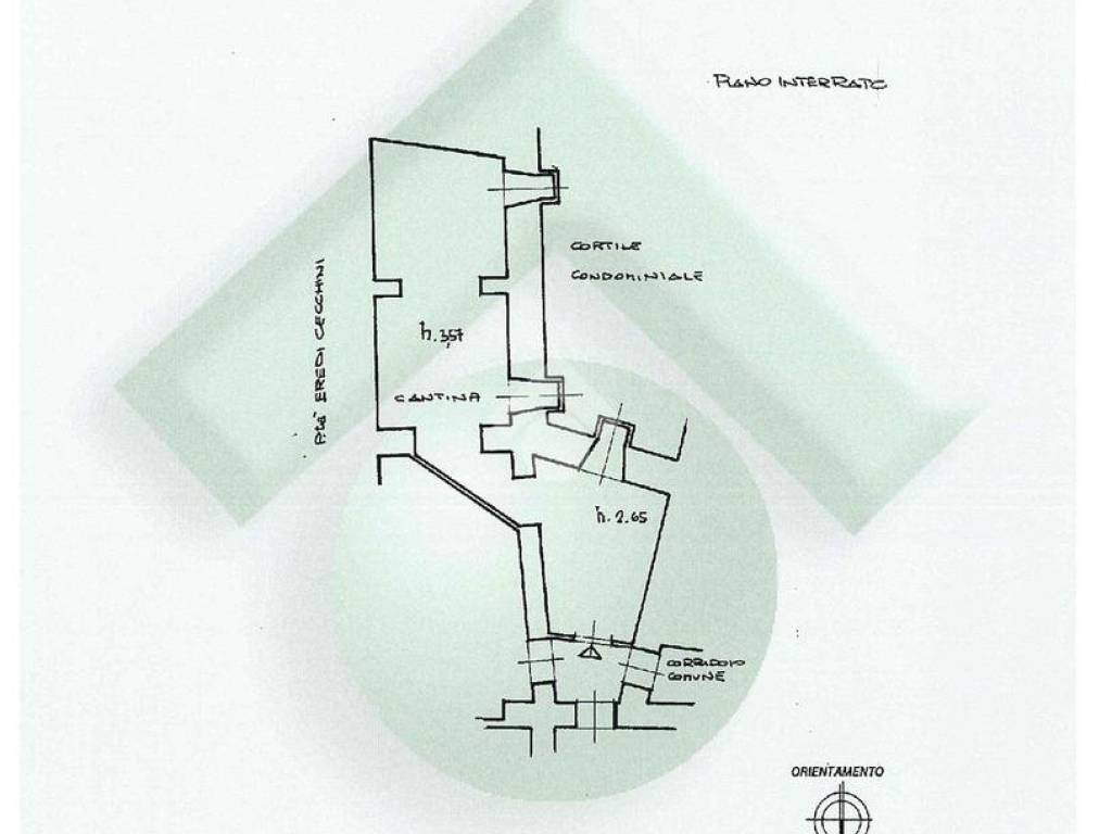 locale commerciale in vendita a Roma in zona Parione/Sant'Eustachio