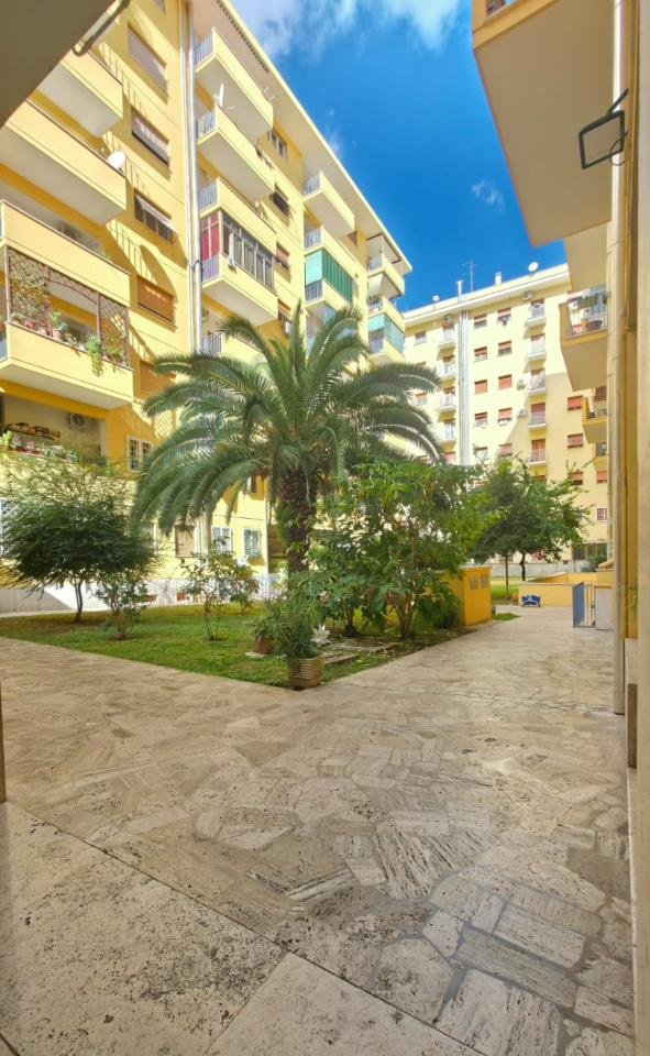 appartamento in vendita a Roma in zona Don Bosco