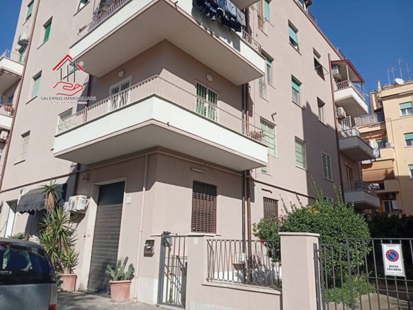 appartamento in vendita a Roma in zona Ostia