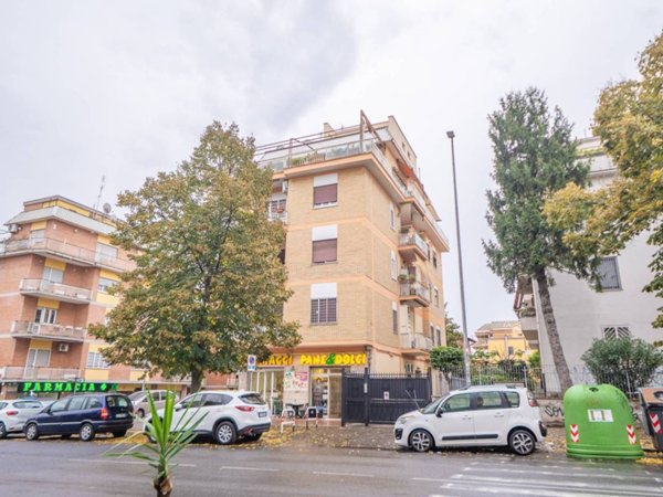 appartamento in vendita a Roma in zona Prenestino-Centocelle