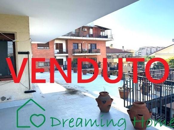 appartamento in vendita a Roma in zona Ardeatino
