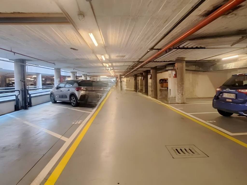 appartamento in vendita a Roma in zona Trevi-Colonna