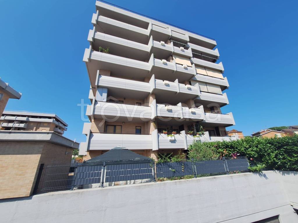 appartamento in vendita a Roma in zona Prenestino-Centocelle