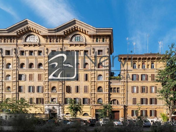 appartamento in vendita a Roma in zona Della Vittoria