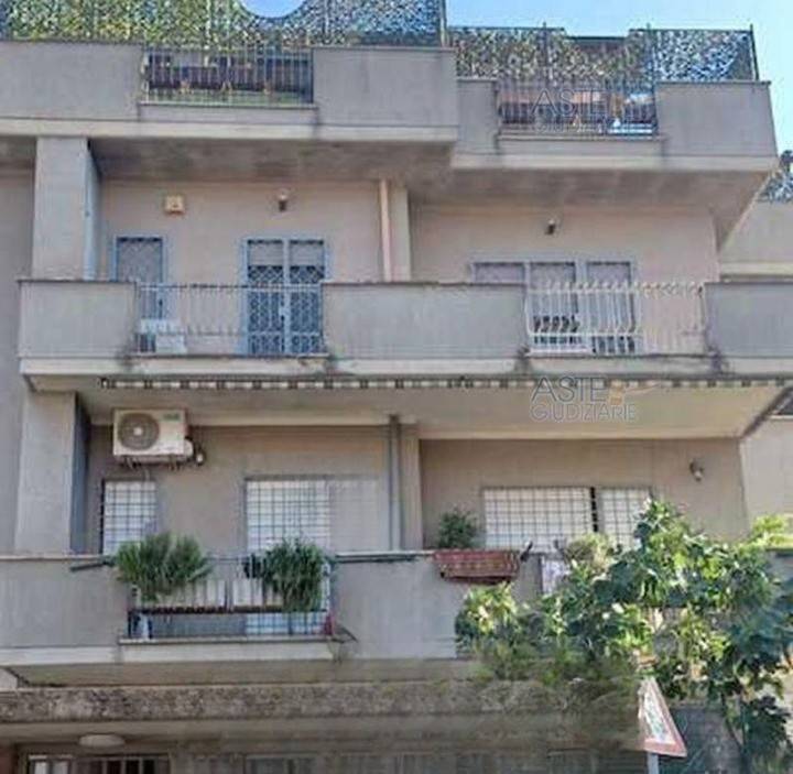 appartamento in vendita a Roma in zona Torrevecchia