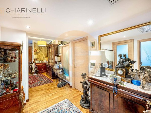 appartamento in vendita a Roma in zona Ardeatino