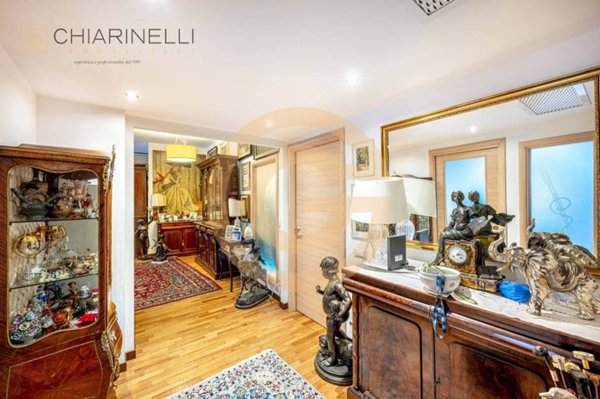 appartamento in vendita a Roma in zona Ardeatino