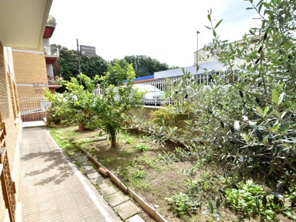 appartamento in vendita a Roma in zona Gianicolense