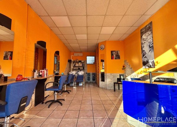 negozio in vendita a Roma in zona Alessandrino