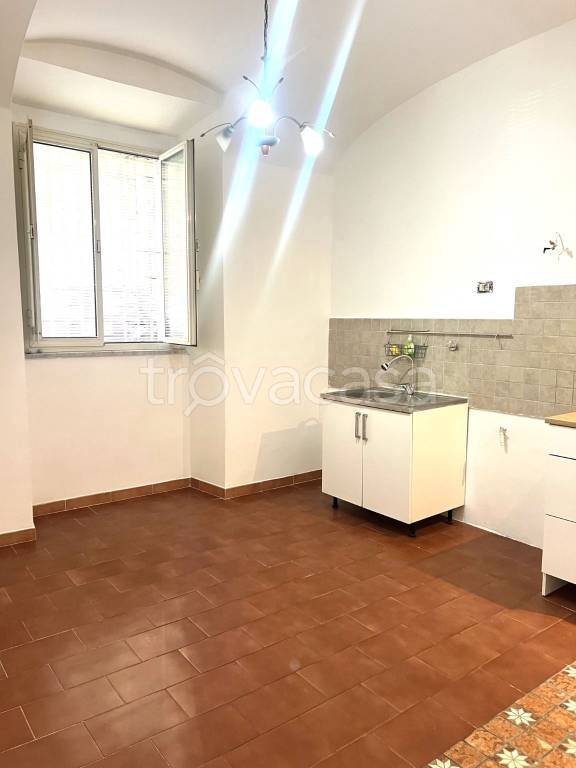 appartamento in vendita a Roma in zona Appio Latino