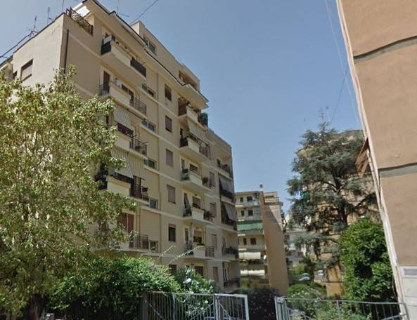appartamento in vendita a Roma in zona Ostiense