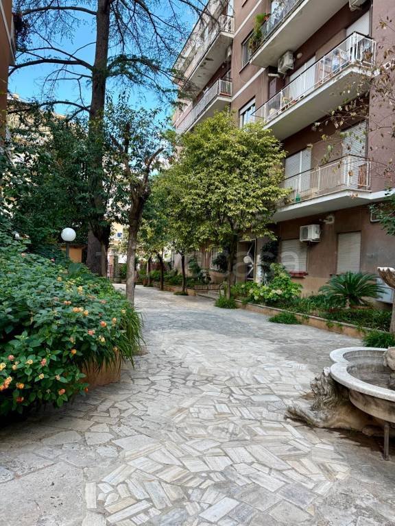 appartamento in vendita a Roma in zona Gianicolense